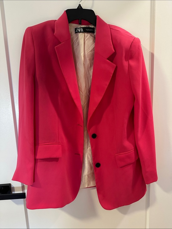 Zara Jackets & Blazers - Zara Women's Bright Fuchsia Single-Breasted Blazer